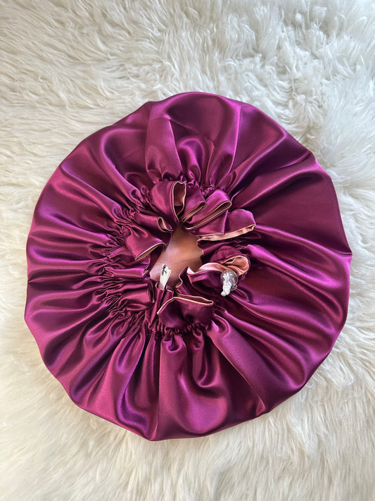 Handmade reversible satin bonnet in magenta and pink with an adjustable clasp for custom fit by mariebeauteeco