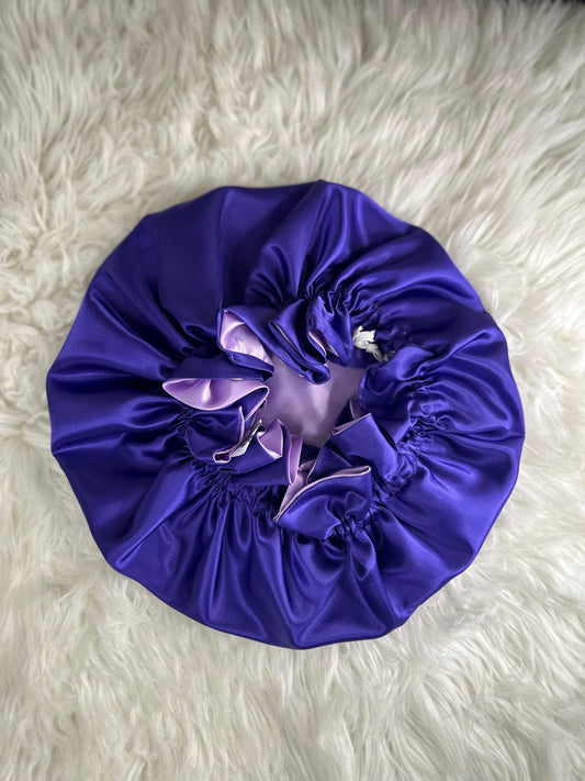 Handmade reversible satin bonnet in purple and lavender with an adjustable clasp for custom fit by mariebeauteeco